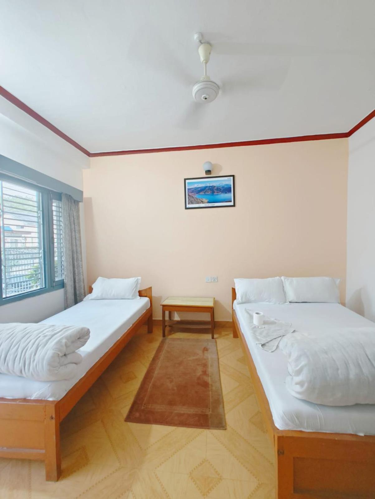 Hotel Mountain View - Lakeside Pokhara Eksteriør billede