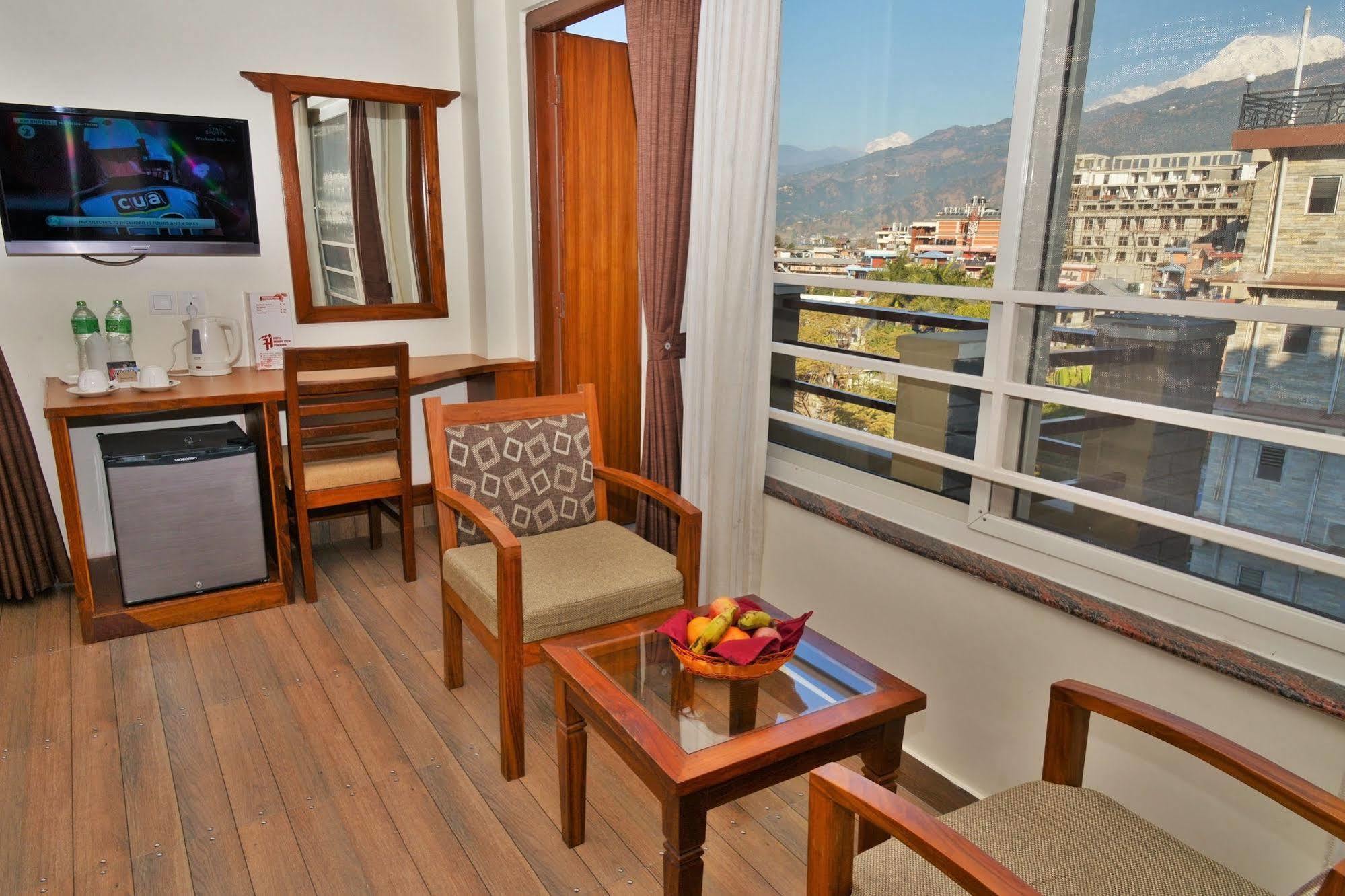 Hotel Mountain View - Lakeside Pokhara Eksteriør billede